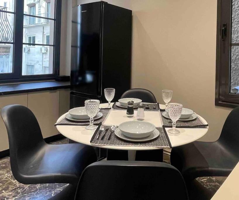 Estia Boutique Apartment Athens Ngoại thất bức ảnh