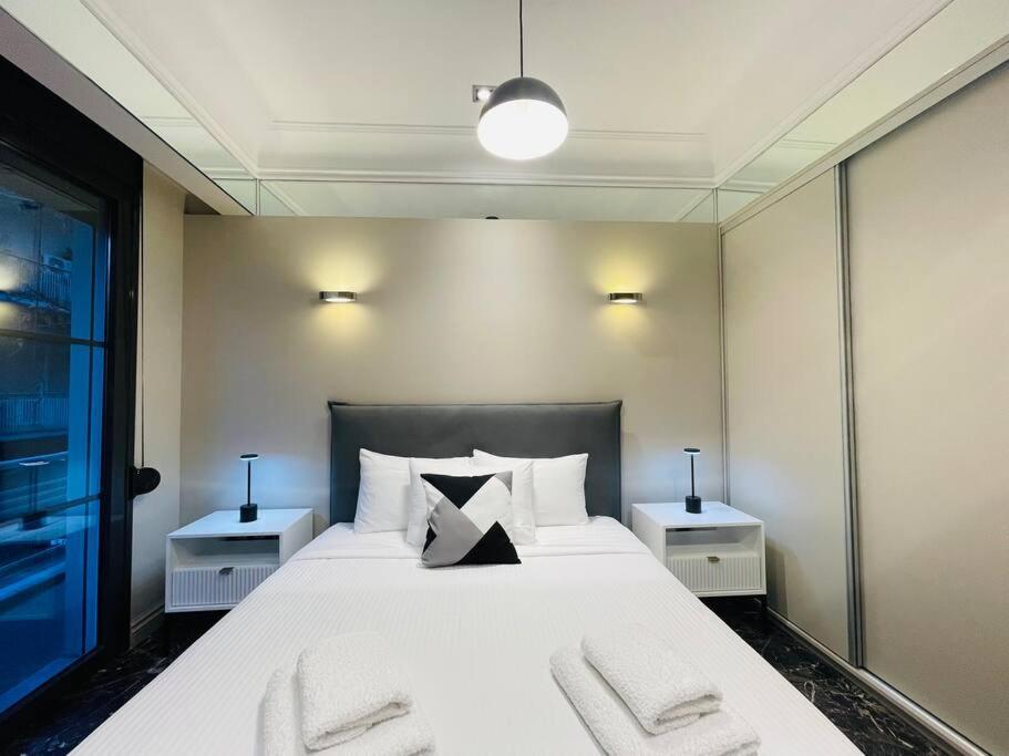Estia Boutique Apartment Athens Ngoại thất bức ảnh